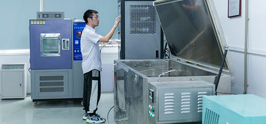 檢測(cè)設(shè)備精良 